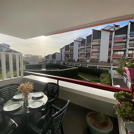 Avec Piscine, Terrasse Et Parking A Capbreton, Proche Du Port - Fr-1-413-198 Apartment *